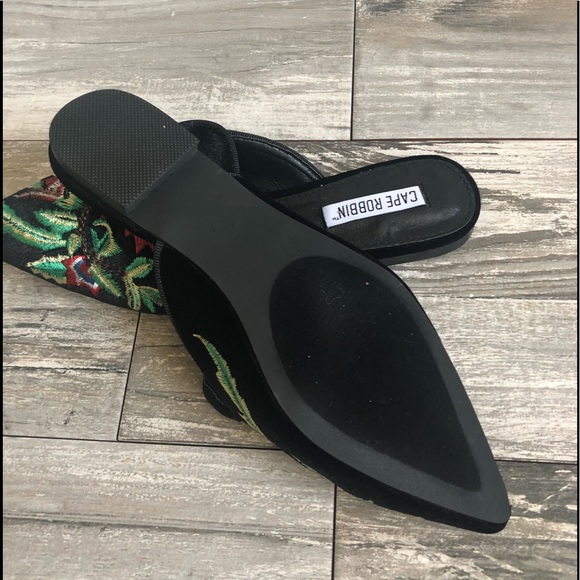 Black Floral Embroidered Slip on Mules  Cell17 - Picture 7 of 8